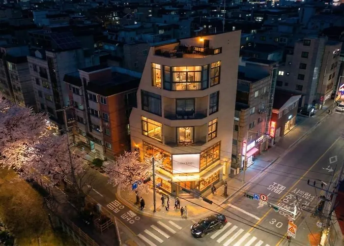 홍대#dmc역#커플,가족,단체여행#프라이빗 감성숙소#villa De Ellie *