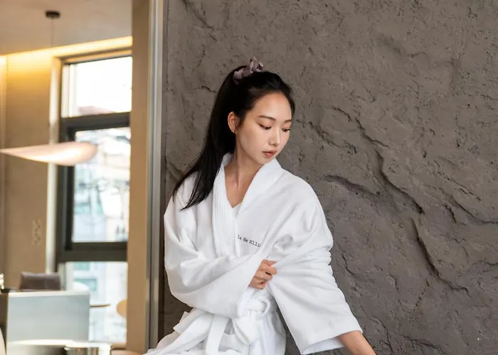 홍대#dmc역#커플,가족,단체여행#프라이빗 감성숙소#villa De Ellie Appartement