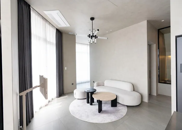 Appartement 홍대#dmc역#커플,가족,단체여행#프라이빗 감성숙소#villa De Ellie