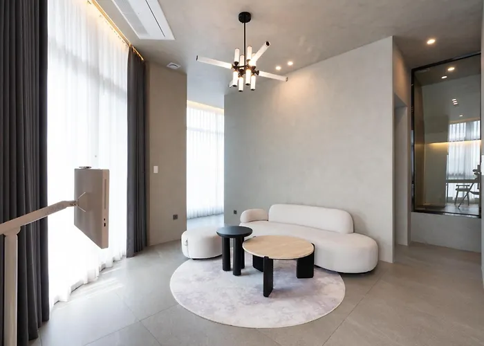 홍대#dmc역#커플,가족,단체여행#프라이빗 감성숙소#villa De Ellie Appartement *