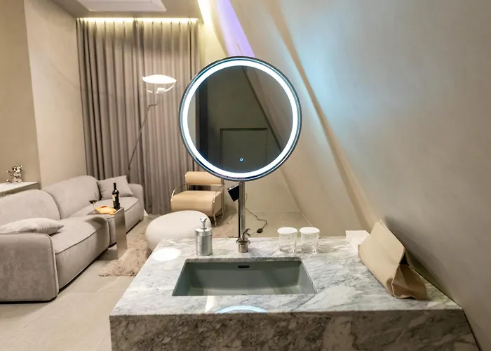 홍대#dmc역#커플,가족,단체여행#프라이빗 감성숙소#villa De Ellie * Seul