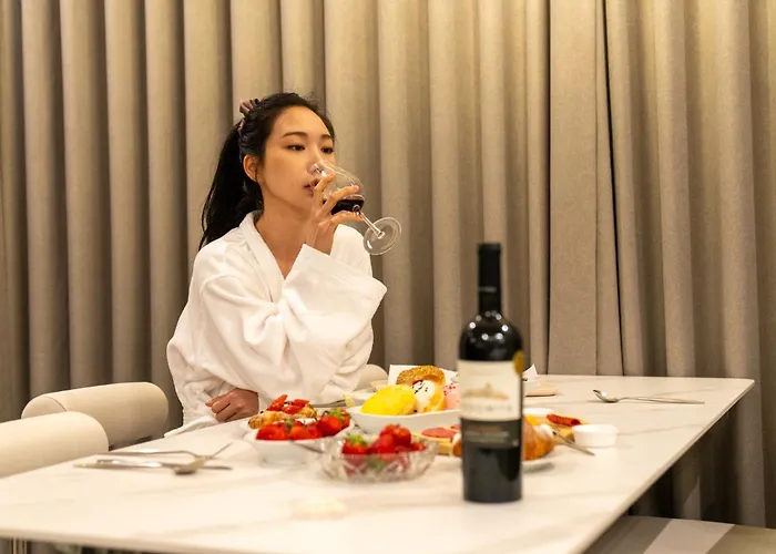 홍대#dmc역#커플,가족,단체여행#프라이빗 감성숙소#villa De Ellie Daire *