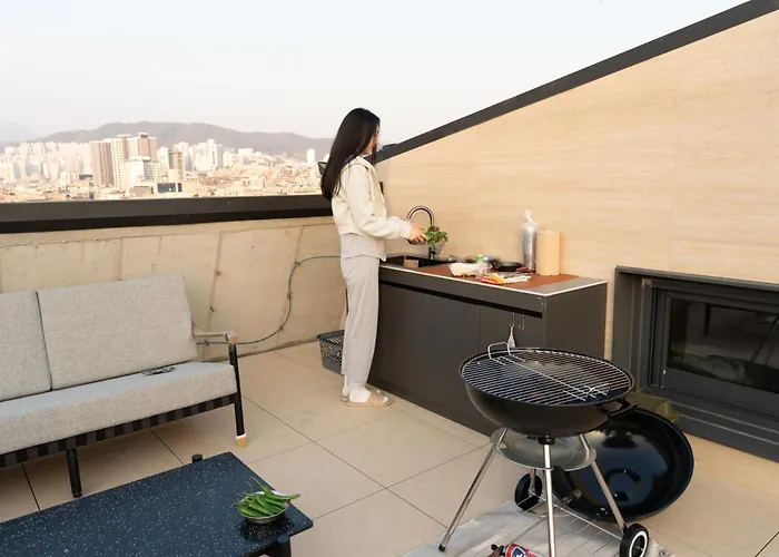Daire 홍대#dmc역#커플,가족,단체여행#프라이빗 감성숙소#villa De Ellie Seul
