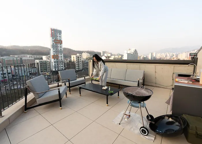 홍대#dmc역#커플,가족,단체여행#프라이빗 감성숙소#villa De Ellie